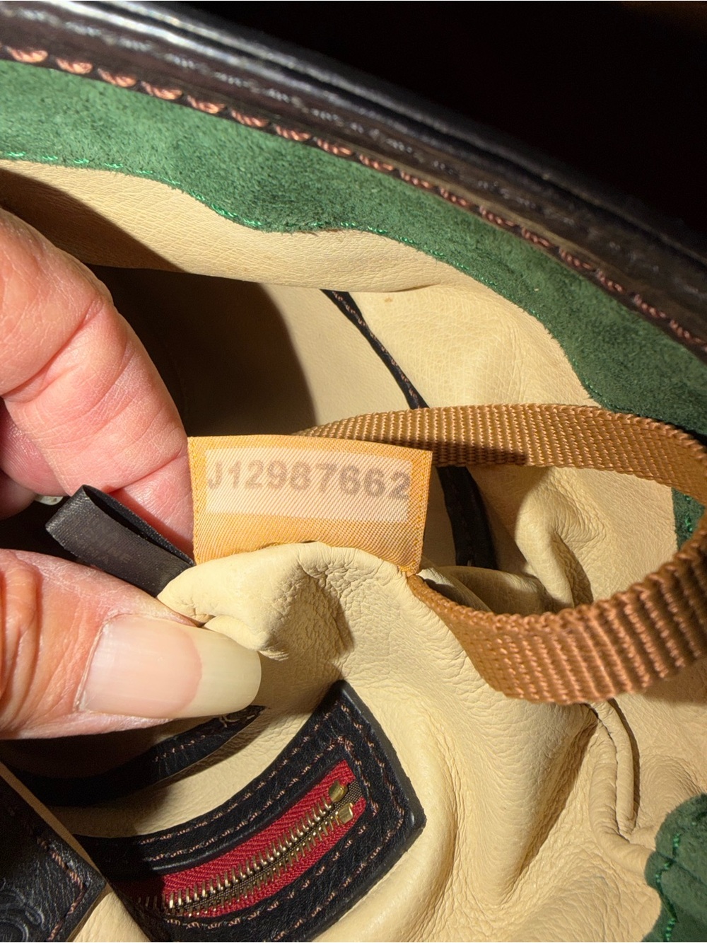 Dooney & Bourke Sadie Feed Bag - Picture 11 of 11